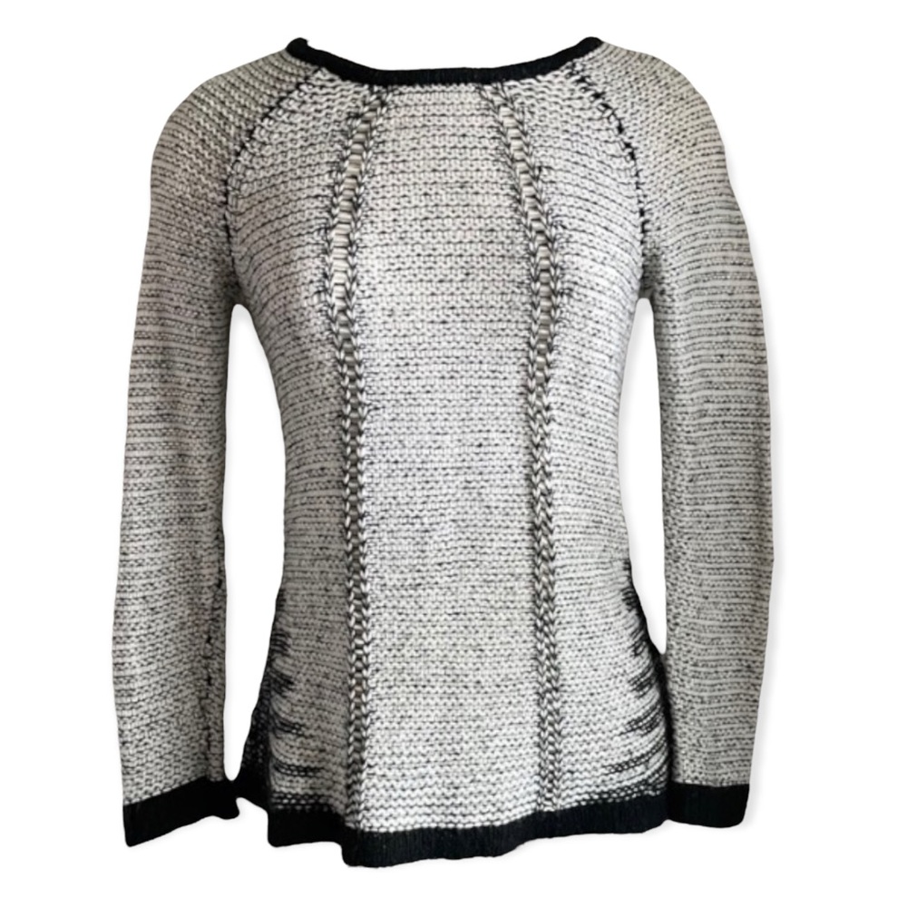 Black and white Guess sweater